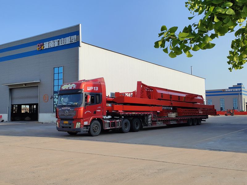 電動(dòng)葫蘆門式起重機(jī) 2臺(tái) MHxh10t—25m 外懸5/5m MHxh5t—23m 外懸4.5/4.5m 制作完成，發(fā)往青海交付客戶使用